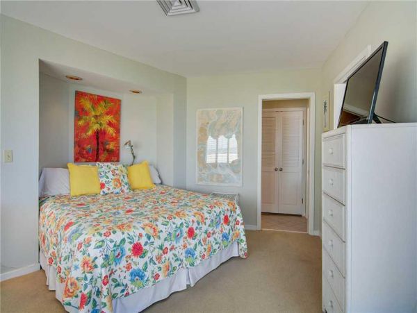 Isle of Palms Vacation Condo One Bedroom