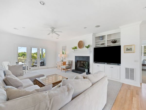 Isle Of Palms Home 1021251