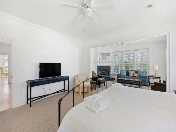 Isle Of Palms Home 1021251