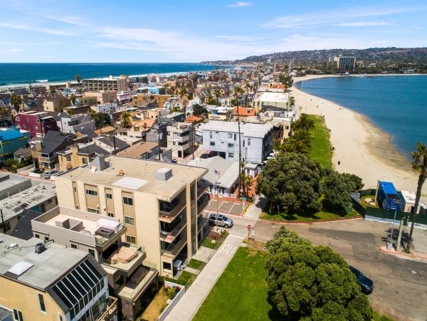 Mission Beach And Pacific Beach Home 1021276