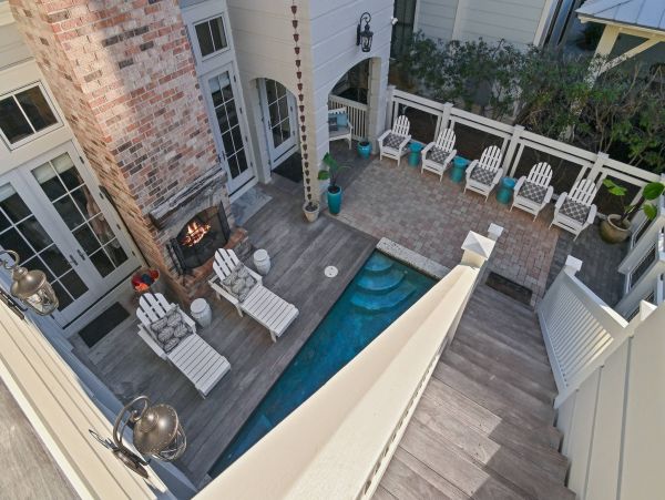 Walk to Beach  & Your Own Private Movie Theatre Sleeps 14 Santa Rosa Beach