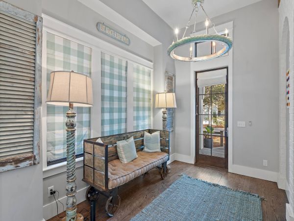 Walk to Beach  & Your Own Private Movie Theatre Sleeps 14 Santa Rosa Beach