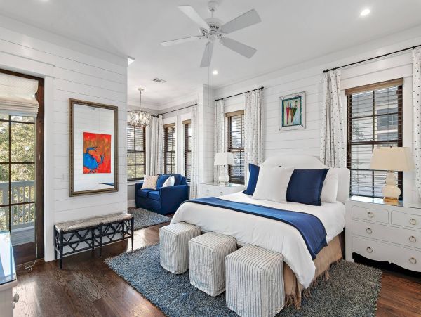 Walk to Beach  & Your Own Private Movie Theatre Sleeps 14 Santa Rosa Beach