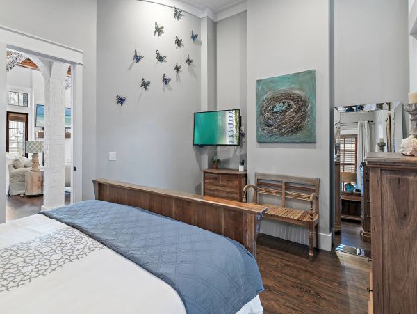 Walk to Beach  & Your Own Private Movie Theatre Sleeps 14 Santa Rosa Beach