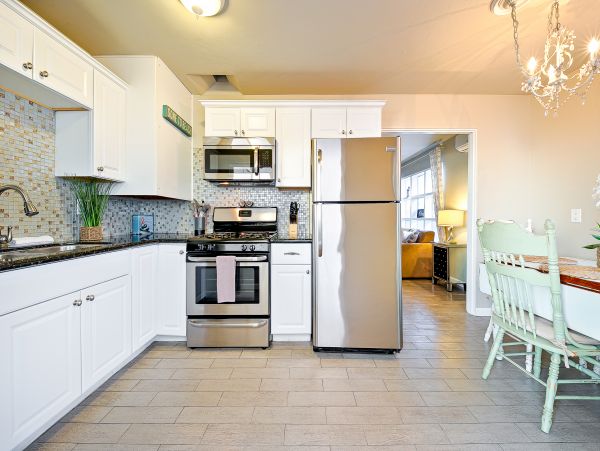 Oceanfront Vacation Cottage with Panoramic Views in San Diego Sleeps 12