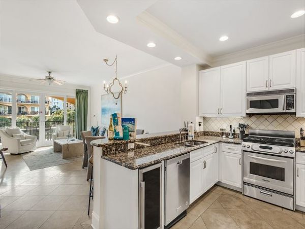 Luxury Vacation Beach Condo in Santa Rosa Beach Sleeps 8 Guests