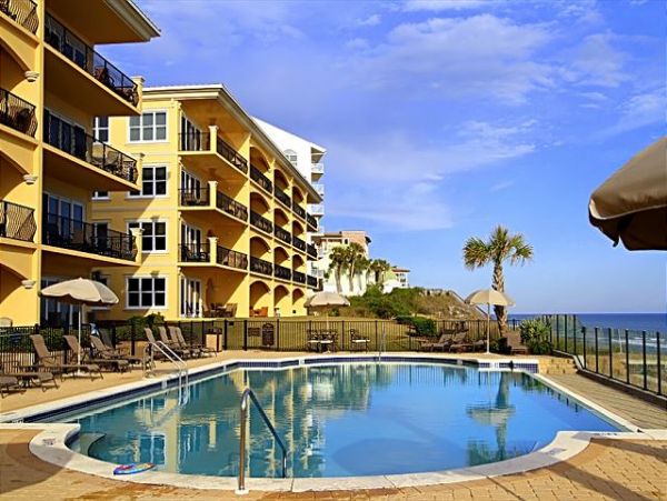 Gorgeous Vacation Condo in Santa Rosa Beach Sleeps 8 Guests