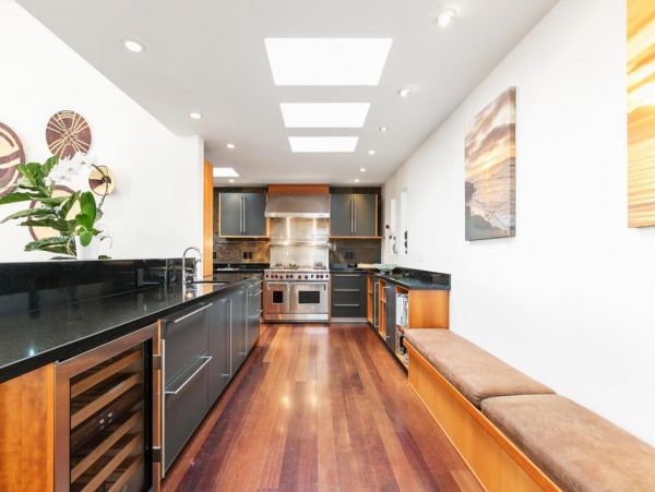 Luxurious 4 Bedroom Home in La Jolla Sleeps 10