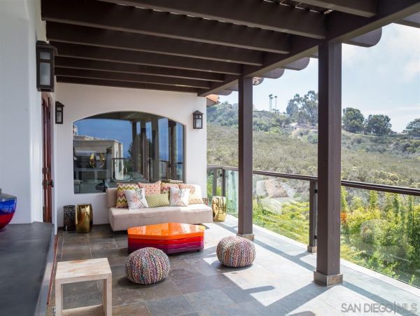 Luxurious 4 Bedroom Home in La Jolla Sleeps 10