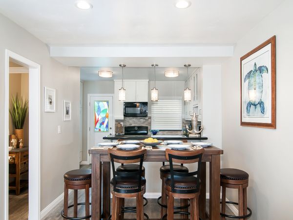 Lovely Mission Beach Vacation Condo with Bay Views