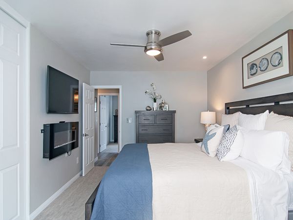 Lovely Mission Beach Vacation Condo with Bay Views