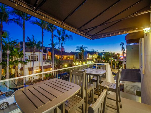 Mission Beach Bayside Rental with 3 Bedrooms & Deck