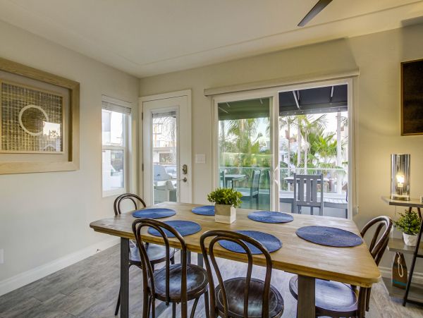 Mission Beach Bayside Rental with 3 Bedrooms & Deck