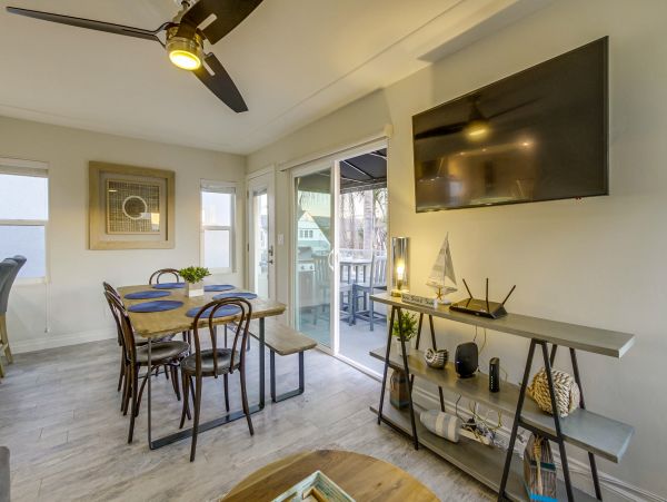 Mission Beach Bayside Rental with 3 Bedrooms & Deck