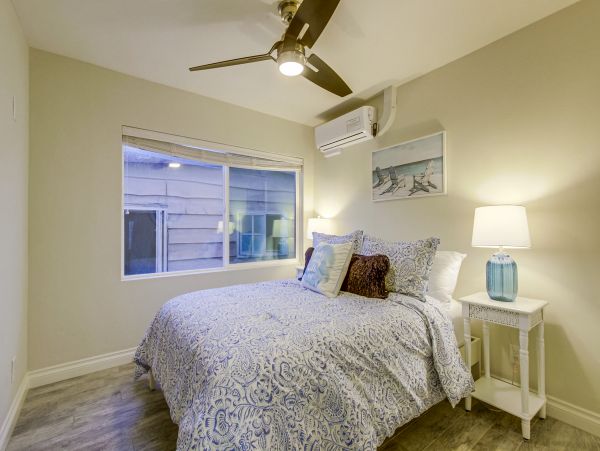 Mission Beach Bayside Rental with 3 Bedrooms & Deck