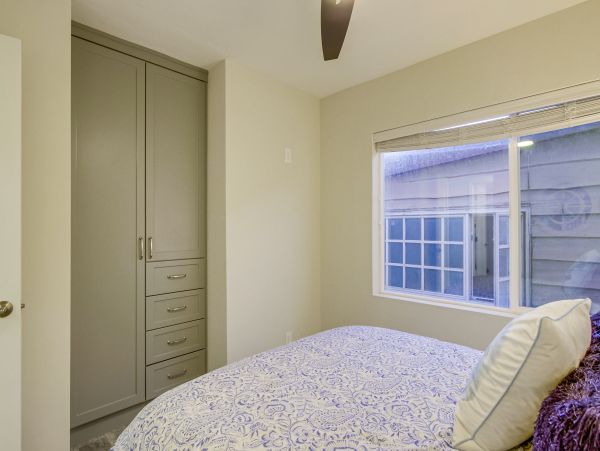 Mission Beach Bayside Rental with 3 Bedrooms & Deck