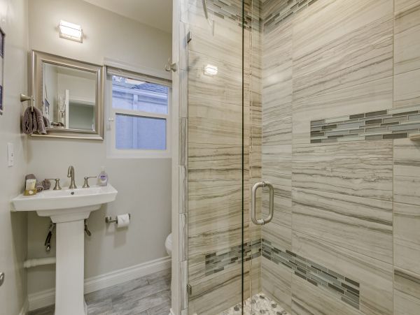 Mission Beach Bayside Rental with 3 Bedrooms & Deck