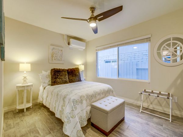 Mission Beach Bayside Rental with 3 Bedrooms & Deck