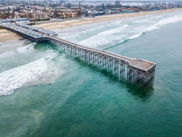 Pacific Beach Vacation Condo Two bedroom Walk to Beach