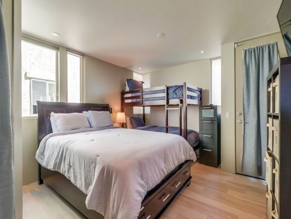 Mission Beach And Pacific Beach Home 1021424
