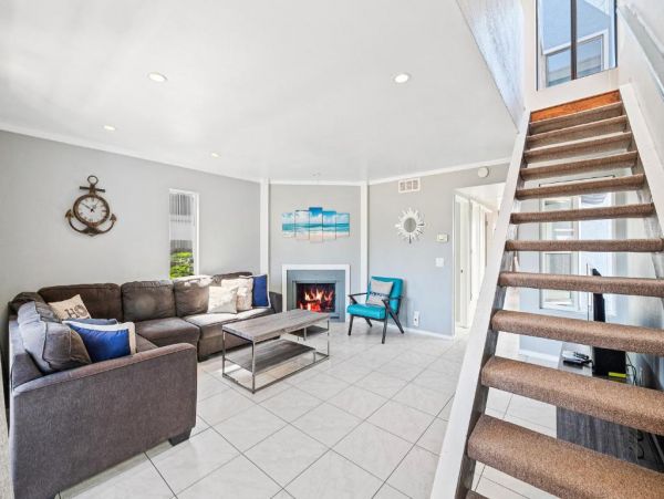 Ocean Beach Vacation Home Two Bedrooms 4 Block from Beach