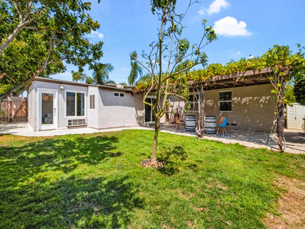 Dog Friendly Vacation Home with 4 Bedroom in San Diego