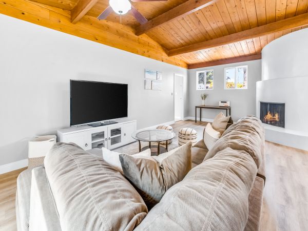 Dog Friendly Vacation Home with 4 Bedroom in San Diego