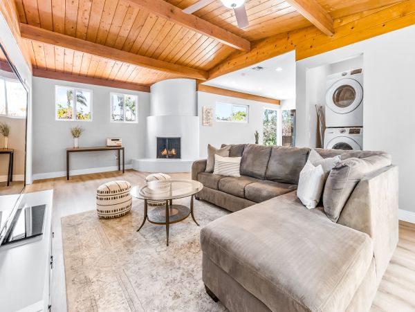 Dog Friendly Vacation Home with 4 Bedroom in San Diego