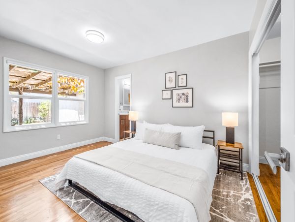Dog Friendly Vacation Home with 4 Bedroom in San Diego