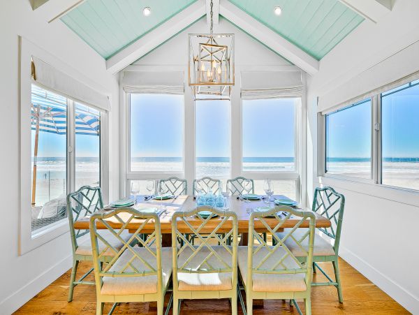 Mission Beach Luxury Oceanfront Rental Hot Tub & Great Views