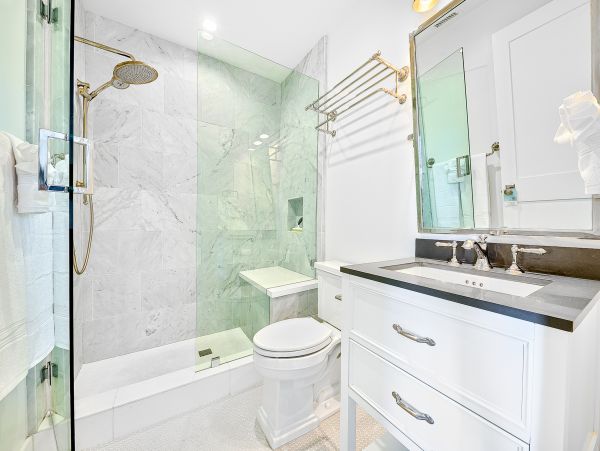Mission Beach Luxury Oceanfront Rental Hot Tub & Great Views