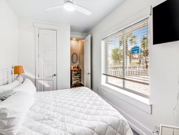10 Bedroom Oceanfront Rental Home in Panama City Beach