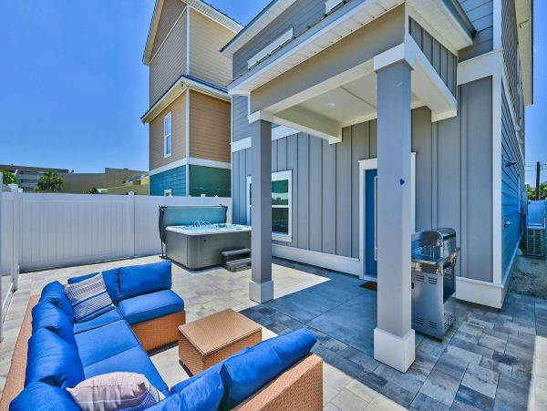 Panama City Vacation Home Five Bedroom Sleeps 16