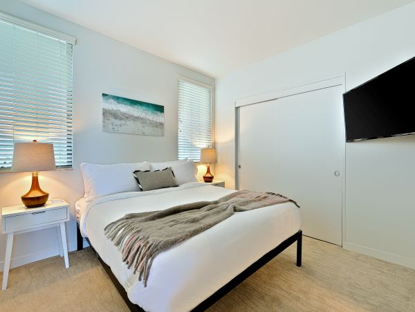 Ocean Beach Vacation Condo 3 Bedroom Beachfront