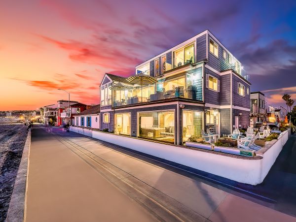 Mission Beach Vacation Home Three Bedroom Beach Front