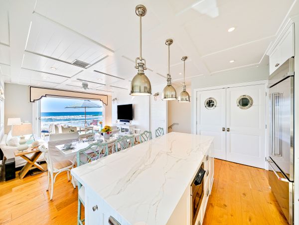 Mission Beach Vacation Home Three Bedroom Beach Front