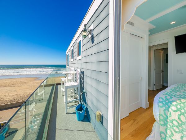 Mission Beach Vacation Home Three Bedroom Beach Front