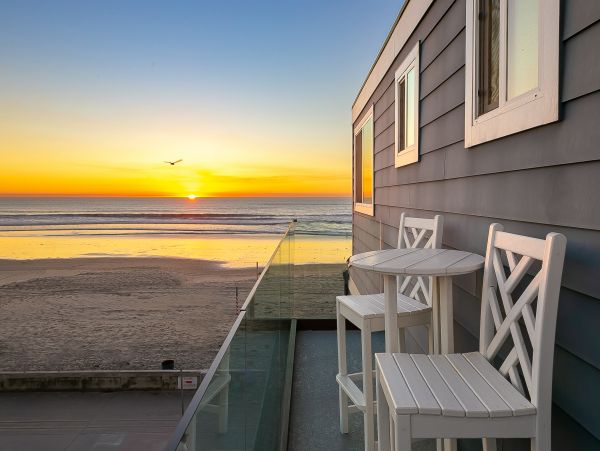 Mission Beach Vacation Home Three Bedroom Beach Front