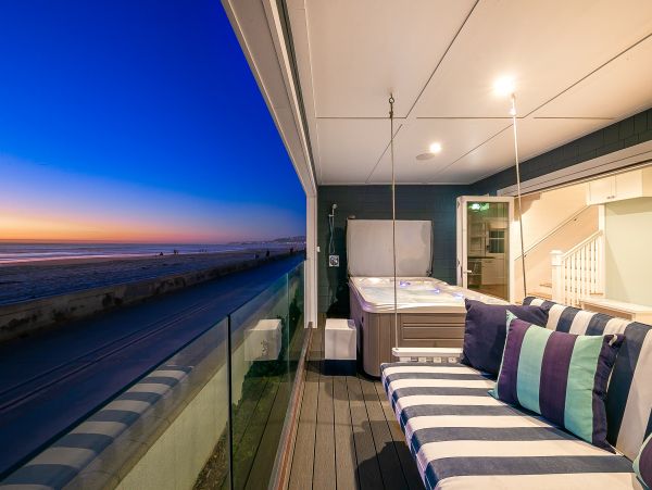 Mission Beach Vacation Home Three Bedroom Beach Front