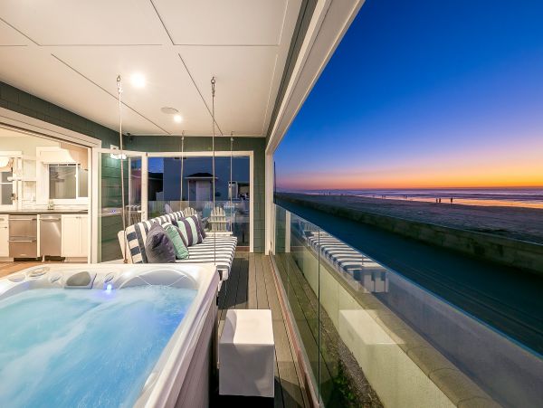 Mission Beach Vacation Home Three Bedroom Beach Front