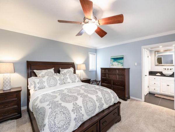 Spacious 3 Bedroom Home in Hermosa Beach Sleeps 6