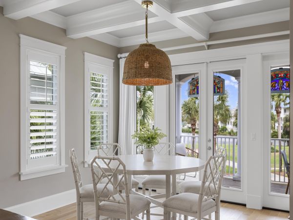 Destin Elegant Four Bedroom Vacation Home Near the Beach