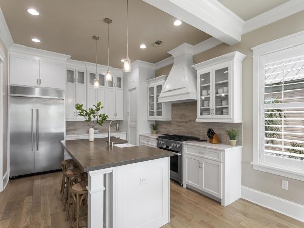 Destin Elegant Four Bedroom Vacation Home Near the Beach