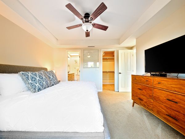 Stunning Coastal Retreat with Bay and Beach Views, Rooftop Deck & Firepit!