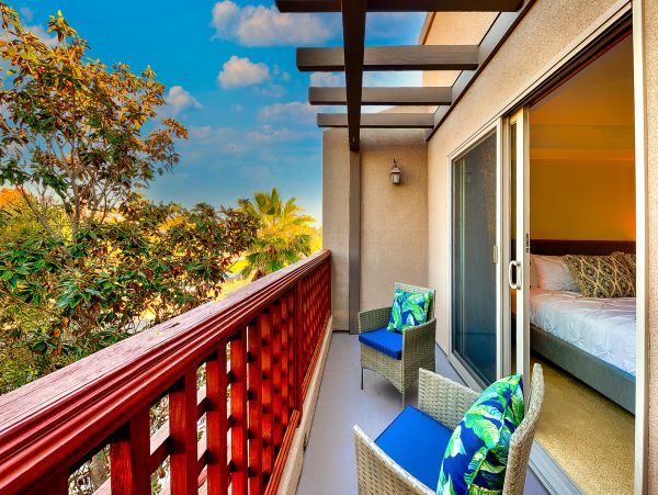 Stunning Coastal Retreat with Bay and Beach Views, Rooftop Deck & Firepit!