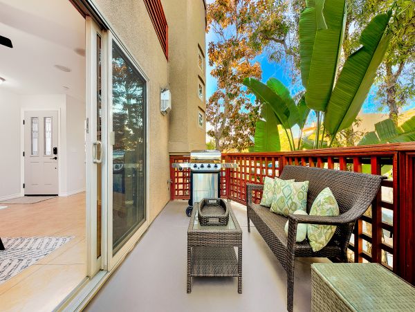 Stunning Coastal Retreat with Bay and Beach Views, Rooftop Deck & Firepit!