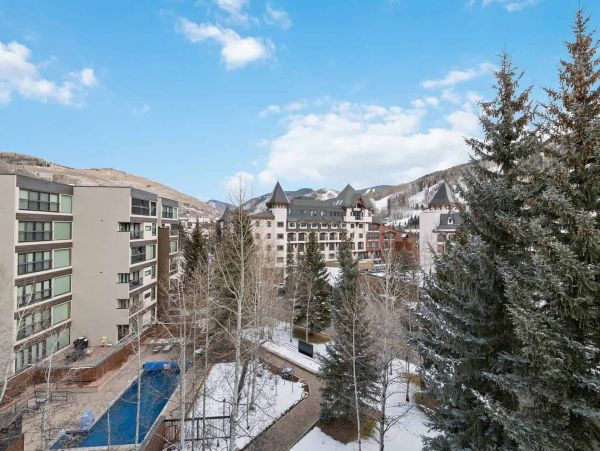 Short walk to Lionshead Gondola