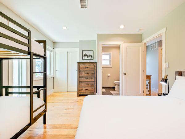 Mission Beach Wonderful Modern Home Away from Home