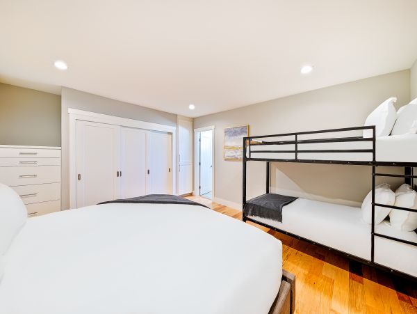 Mission Beach Wonderful Modern Home Away from Home