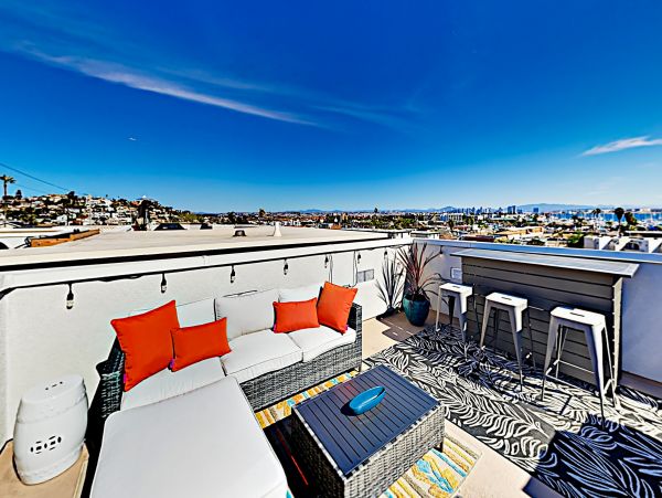 Mission Beach And Pacific Beach Home 1021618